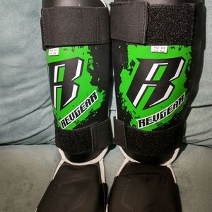 Revgear youth MMA shin guards
